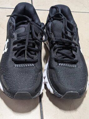HOVR Infinite 2 Running Shoe Women's Size 8 Worn 1X
